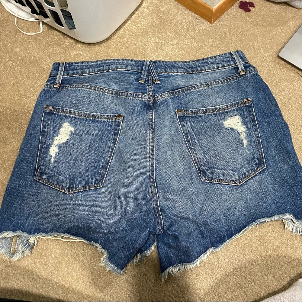 Good American shorts